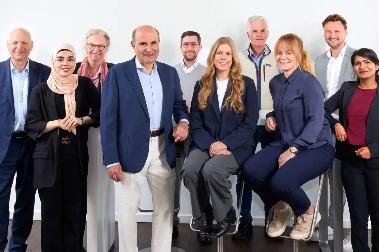 Keyaniyan alle Mitarbeiter Stand Juni 2026